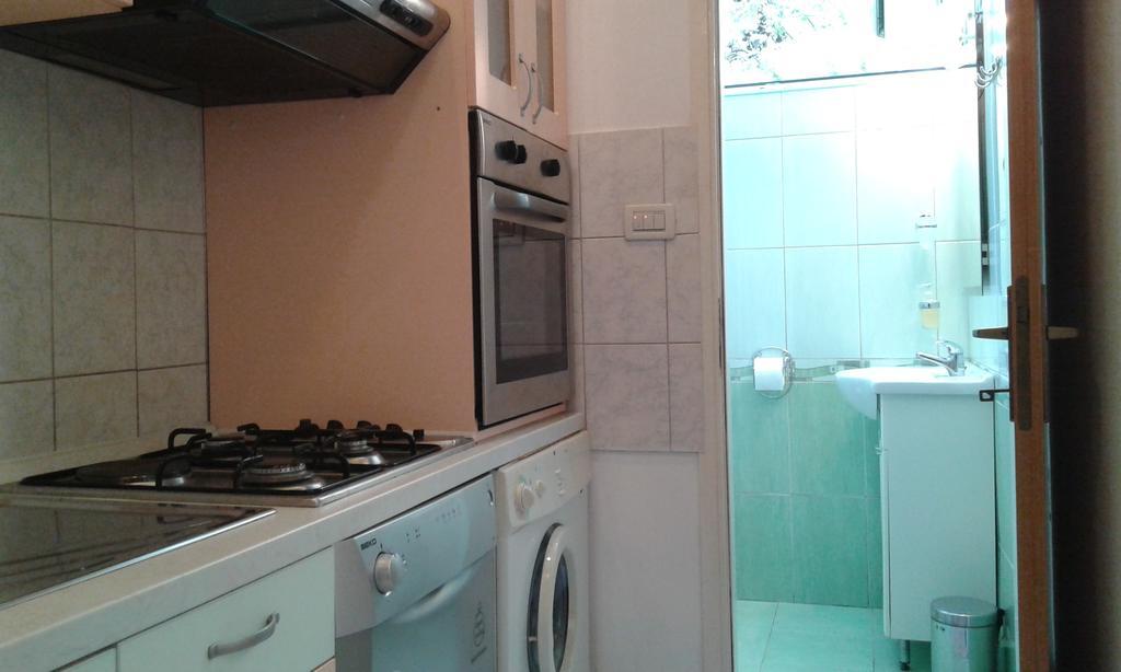 Apartments Villa Ladini Split Room photo